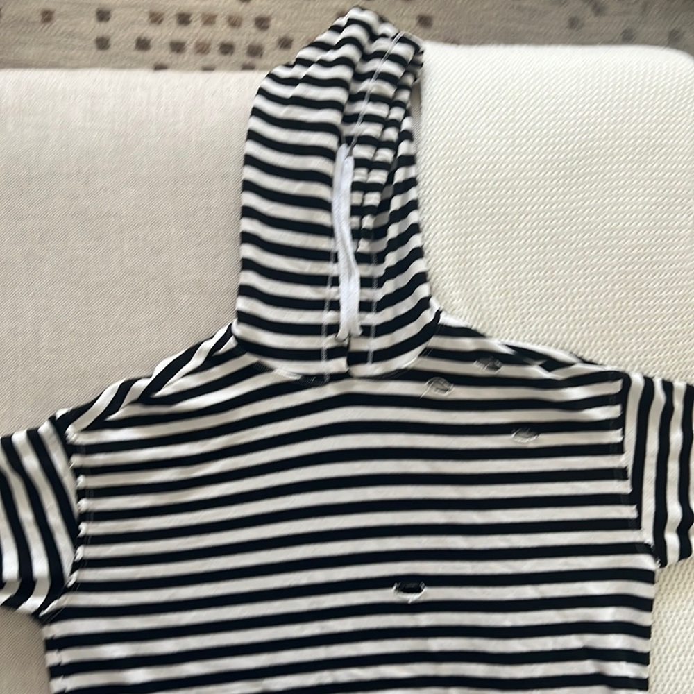 Cropped sweatshirt